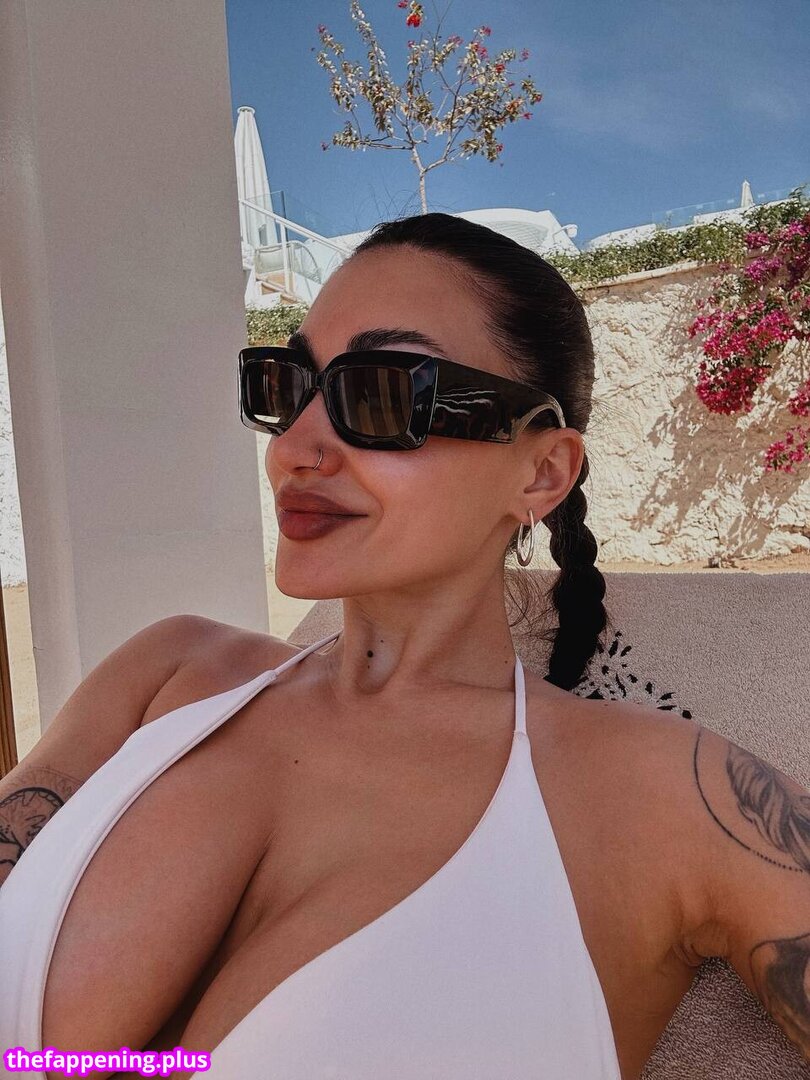 Photos/i/t/itseunchae //itseunchae  .jpg leaked private photo uncensored HD quality