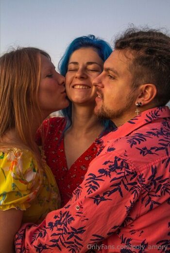 Polyamory leaked private photo uncensored HD quality