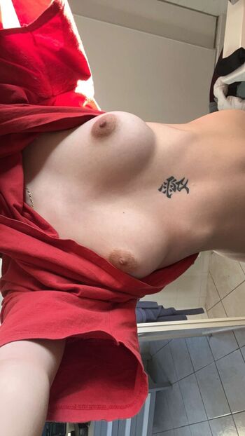 Qui la connais leaked private photo uncensored HD quality
