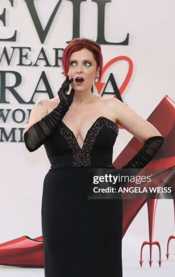 Rachel bloom leaked private photo uncensored HD quality