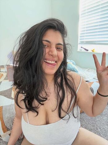 Rashmi van page leaked private photo uncensored HD quality