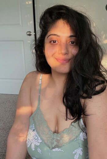 Rashmi van page leaked private photo uncensored HD quality