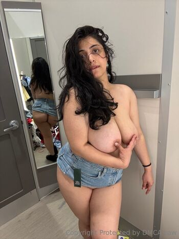Rashmi van page leaked private photo uncensored HD quality