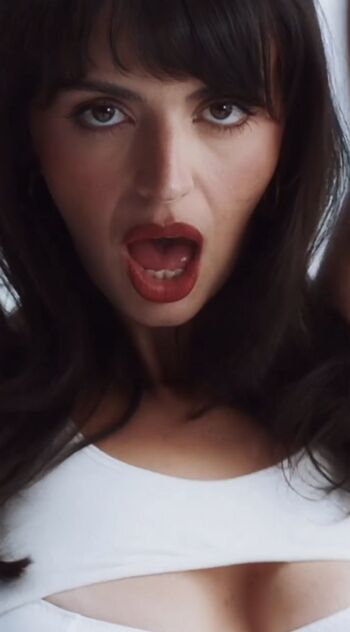 Rebecca black page leaked private photo uncensored HD quality