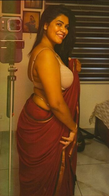 Reshma rechu page leaked private photo uncensored HD quality