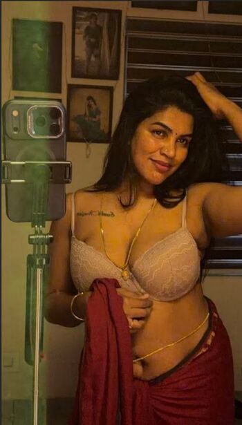 Reshma rechu page leaked private photo uncensored HD quality
