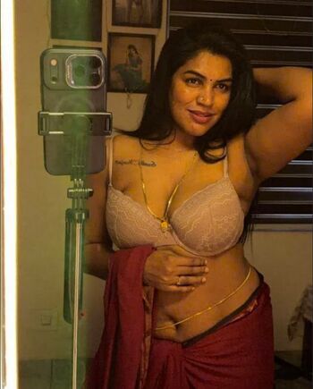 Reshma rechu page leaked private photo uncensored HD quality