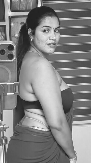 Reshma rechu page leaked private photo uncensored HD quality