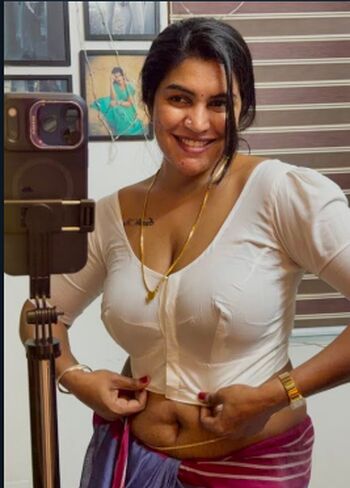 Reshma rechu page leaked private photo uncensored HD quality