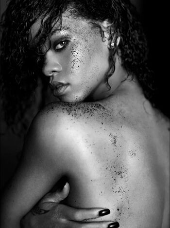 Rihanna  page leaked private photo uncensored HD quality