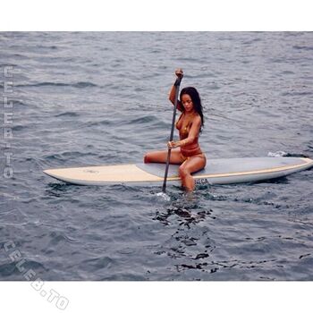 Rihanna  page leaked private photo uncensored HD quality