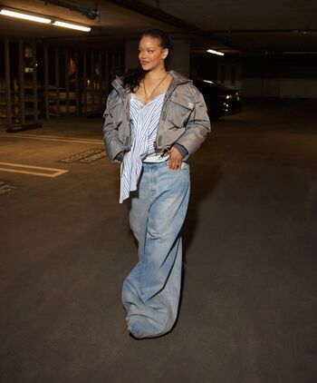 Rihanna  page leaked private photo uncensored HD quality