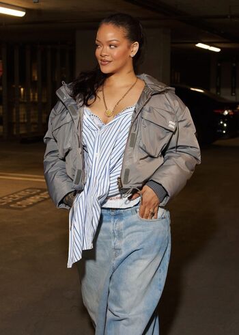 Rihanna  page leaked private photo uncensored HD quality