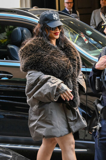Rihanna leaked private photo uncensored HD quality