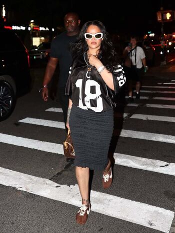 Rihanna leaked private photo uncensored HD quality