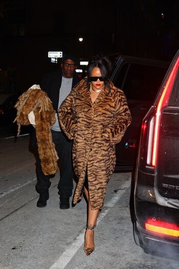 Rihanna leaked private photo uncensored HD quality