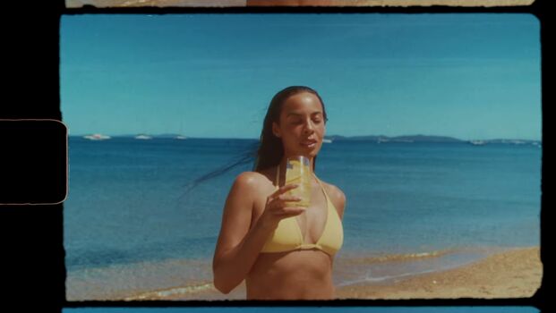 Rochelle humes page leaked private photo uncensored HD quality