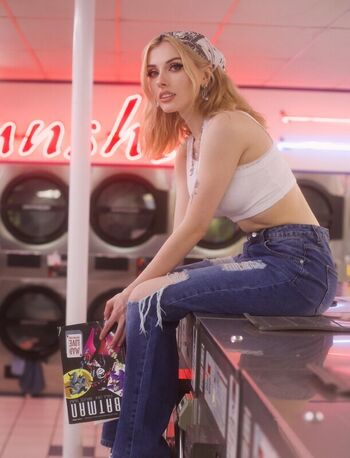 Rolyatistaylor  page leaked private photo uncensored HD quality
