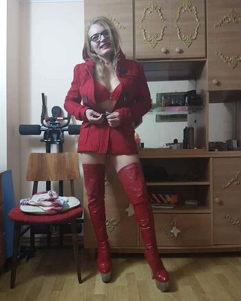 Romanian girls page leaked private photo uncensored HD quality