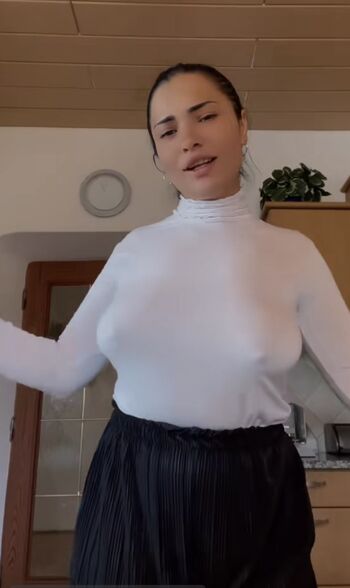 Romanian girls page leaked private photo uncensored HD quality