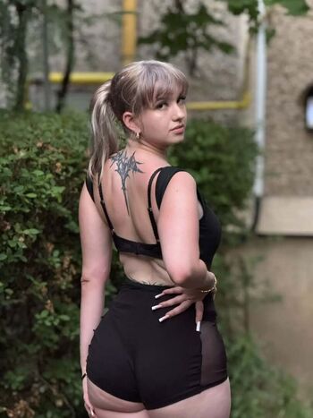 Romanian girls page leaked private photo uncensored HD quality