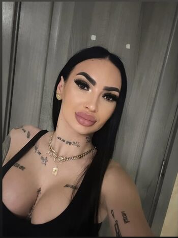 Romanian girls page leaked private photo uncensored HD quality