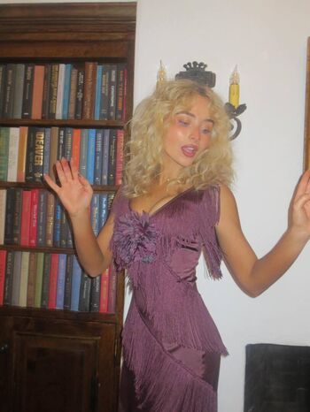 Sabrina carpenter  page leaked private photo uncensored HD quality