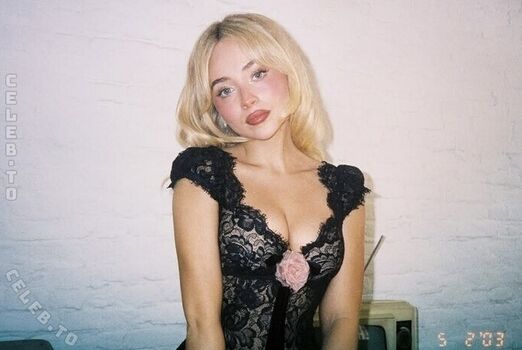 Sabrina carpenter  page leaked private photo uncensored HD quality