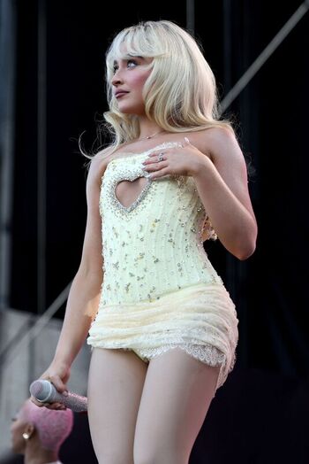 Sabrina carpenter  page leaked private photo uncensored HD quality