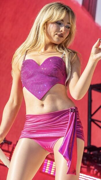 Sabrina carpenter  page leaked private photo uncensored HD quality