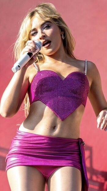 Sabrina carpenter  page leaked private photo uncensored HD quality
