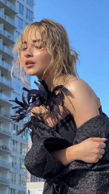 Sabrina carpenter leaked private photo uncensored HD quality