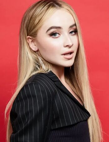 Sabrina carpenter leaked private photo uncensored HD quality