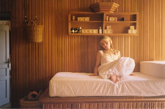 Sabrina carpenter leaked private photo uncensored HD quality