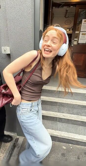Sadie sink leaked private photo uncensored HD quality