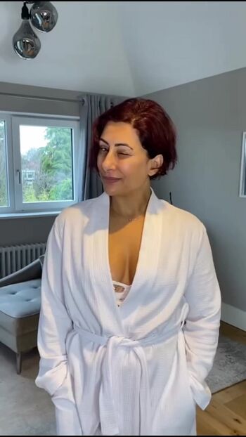 Saira khan page leaked private photo uncensored HD quality