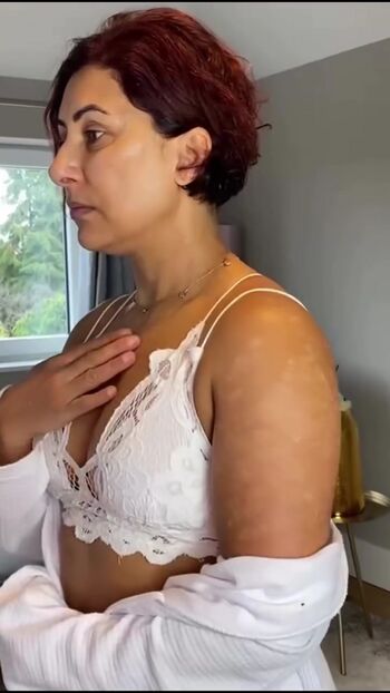 Saira khan page leaked private photo uncensored HD quality