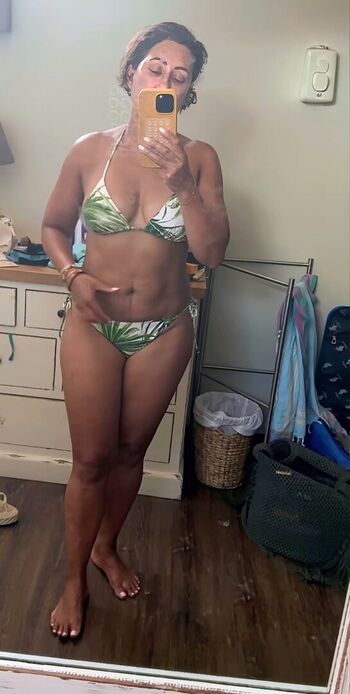 Saira khan page leaked private photo uncensored HD quality