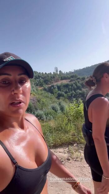 Saira khan page leaked private photo uncensored HD quality