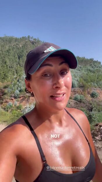 Saira khan page leaked private photo uncensored HD quality