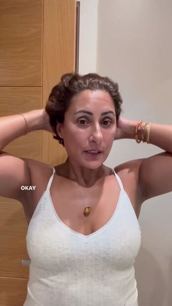 Saira khan page leaked private photo uncensored HD quality