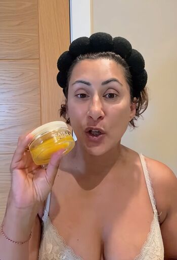 Saira khan page leaked private photo uncensored HD quality