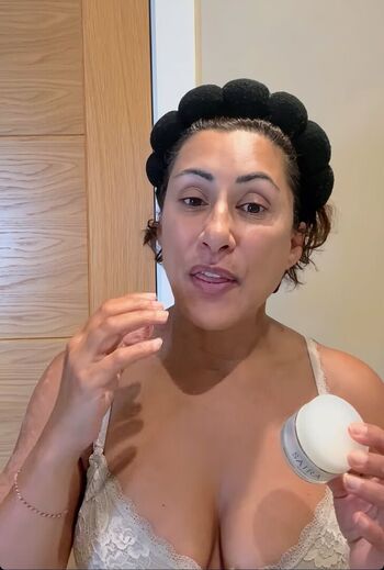 Saira khan page leaked private photo uncensored HD quality