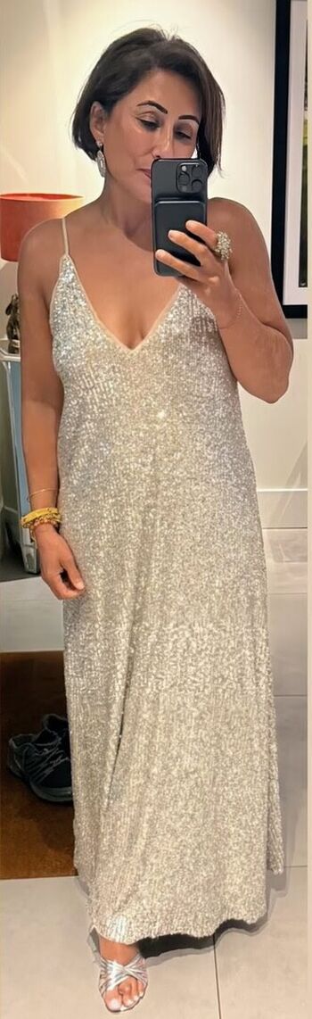 Saira khan page leaked private photo uncensored HD quality