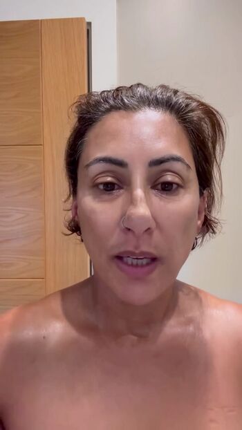 Saira khan page leaked private photo uncensored HD quality