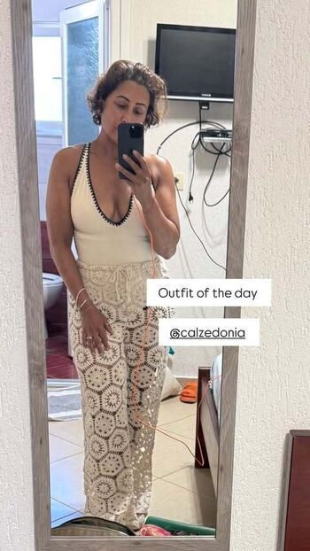 Saira khan page leaked private photo uncensored HD quality