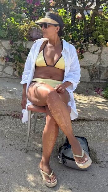 Saira khan leaked private photo uncensored HD quality