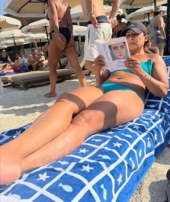 Saira khan leaked private photo uncensored HD quality