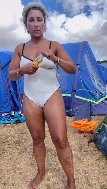 Saira khan leaked private photo uncensored HD quality