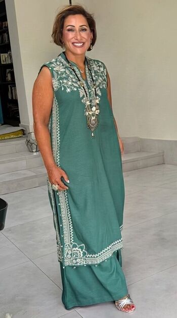 Saira khan leaked private photo uncensored HD quality